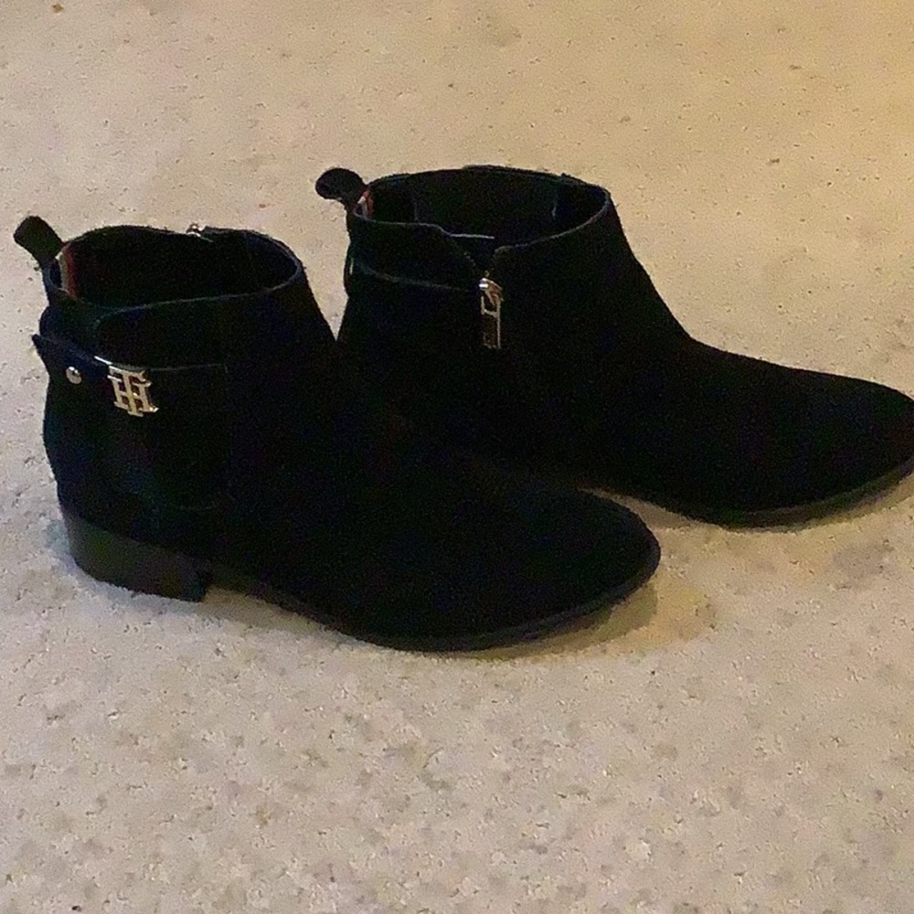 Tommy Hilfiger Black Faux Suede Booties